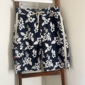 Abercrombie & Fitch Men's Floral Swim Shorts - Navy and White Y2K